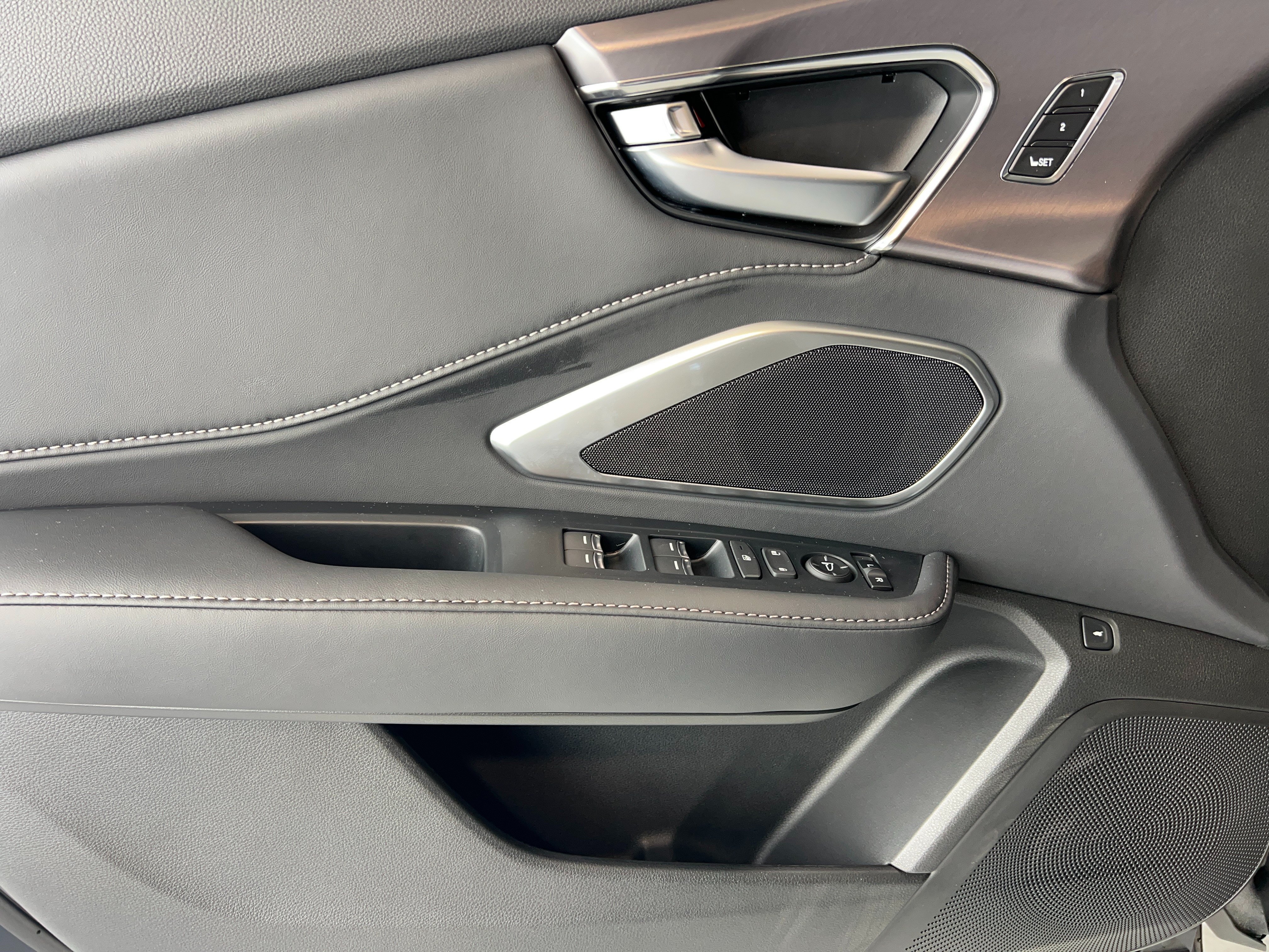 New 2026 Liquid Carbon Metallic Acura  image 16