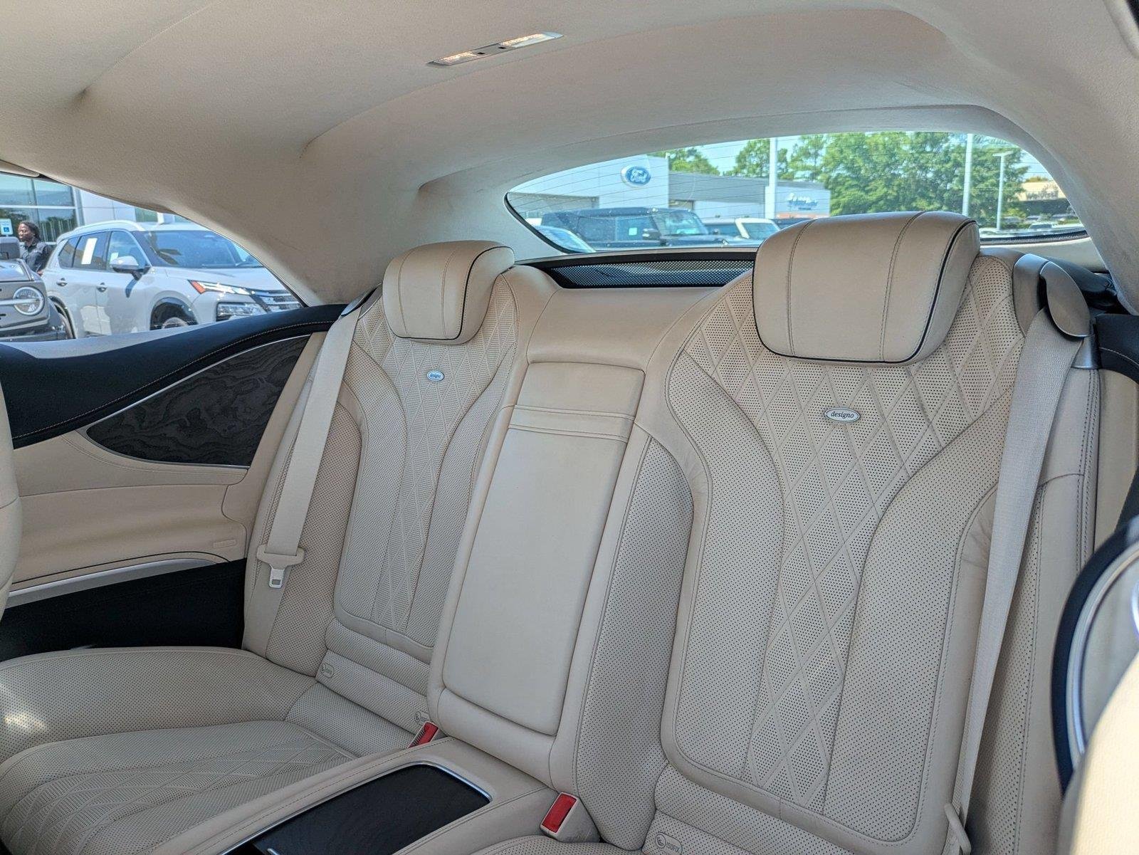 Used 2018 designo Diamond White Metallic Mercedes-Benz S 560 image 25