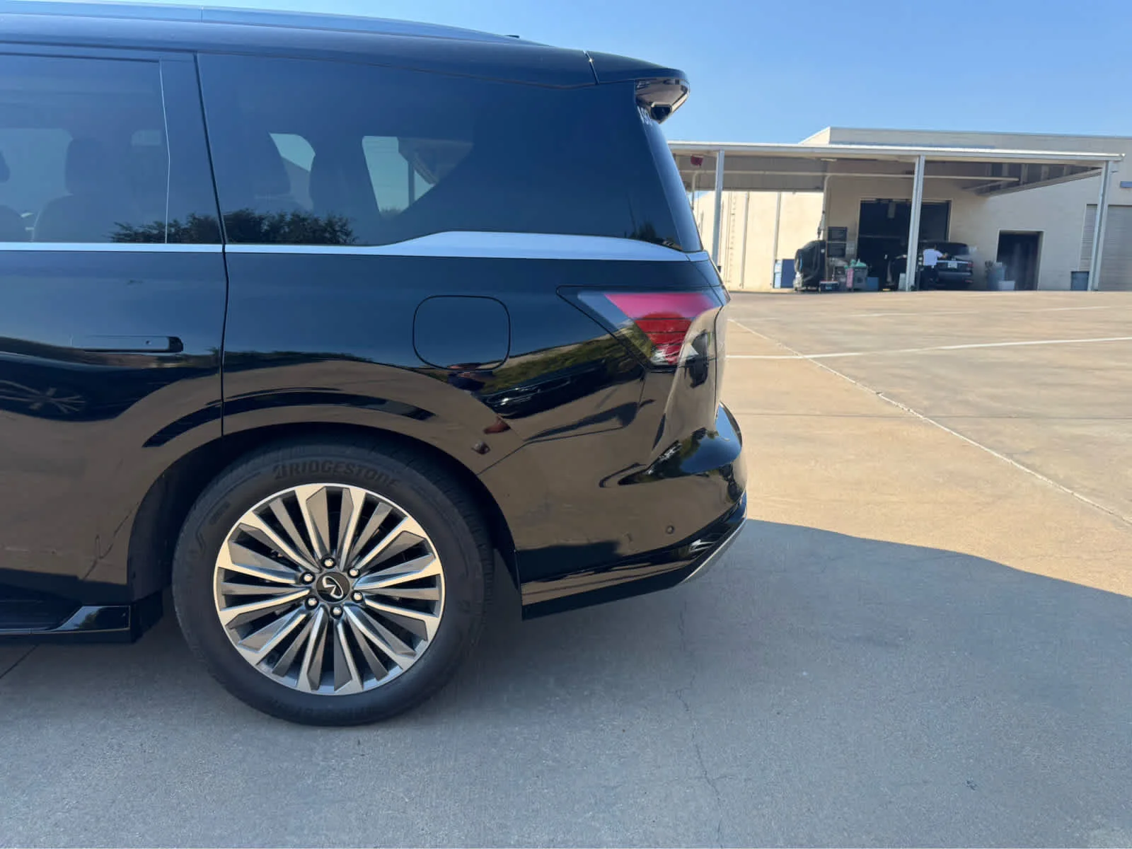 Certified Used 2027 Black Obsidian INFINITI LUXE image 19