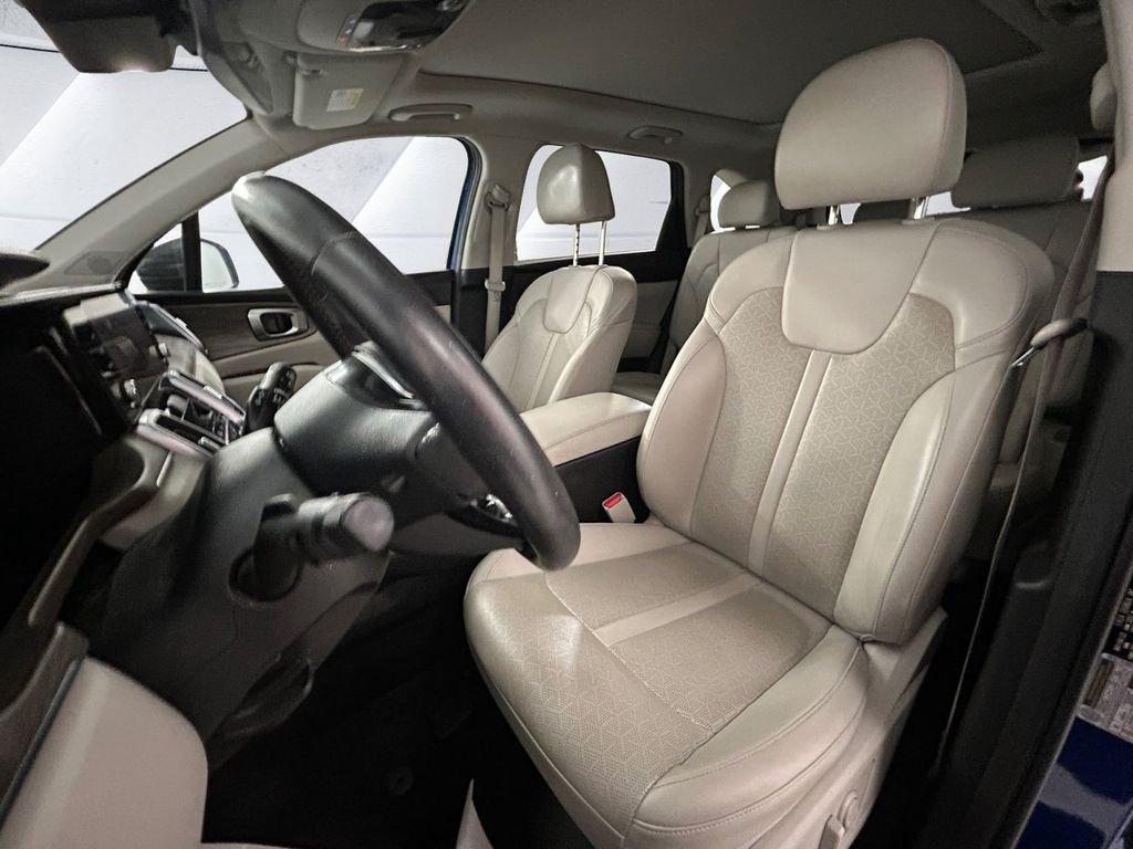 Used 2023 Blue Kia EX image 8