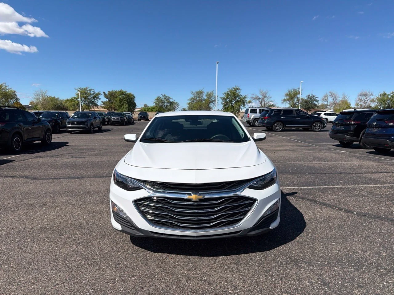 Used 2024 Summit White Chevrolet LT image 1