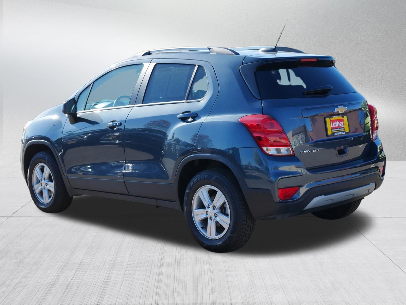 Used 2022 Shadow Gray Metallic Chevrolet LT image 5