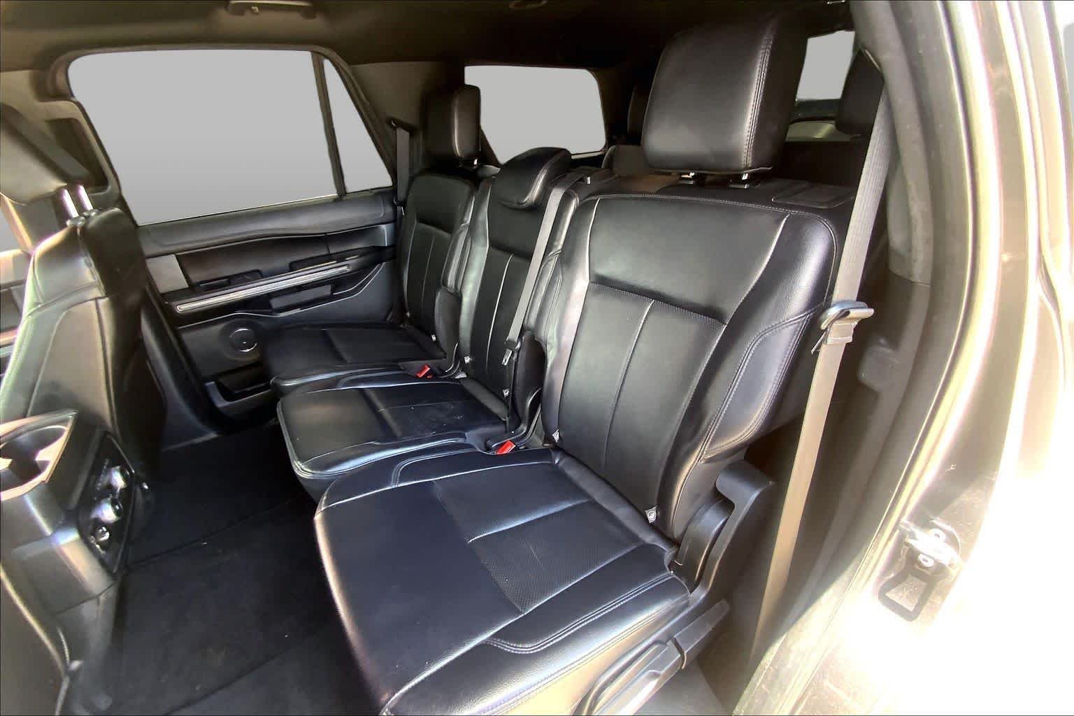 Used 2021 Magnetic Metallic Ford XLT image 19