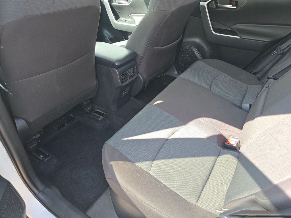 Used 2025 White Toyota XLE image 20