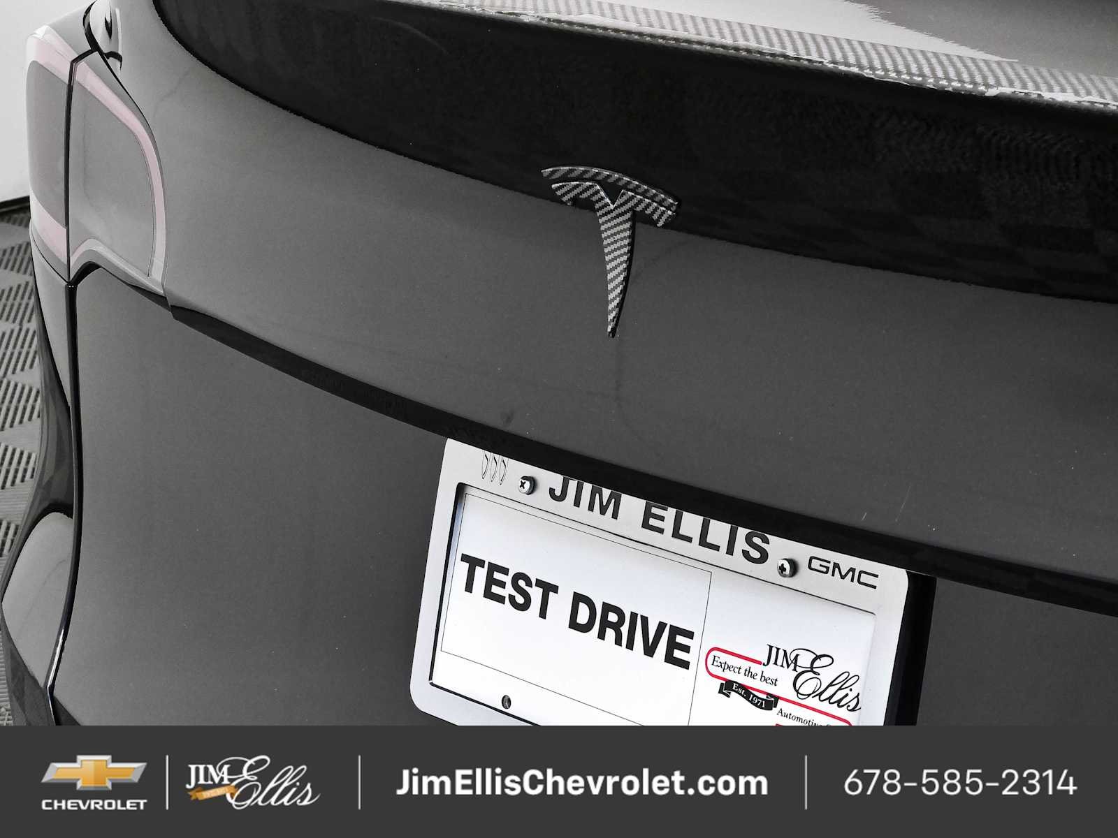 Used 2022 Black Tesla Performance Dual Motor All-Wheel Drive image 34
