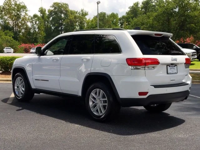 Used 2018 White Jeep Laredo E image 5