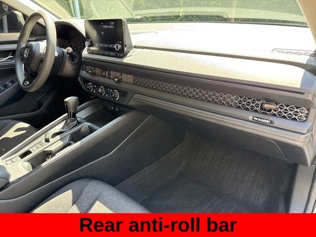Used 2023 White Honda LX image 25