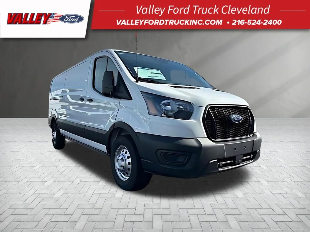 New 2025 White Ford Base image 1