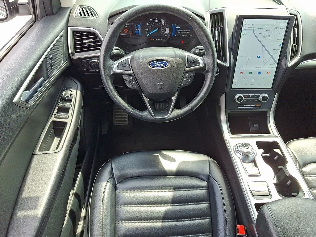 Used 2022  Ford SEL image 12