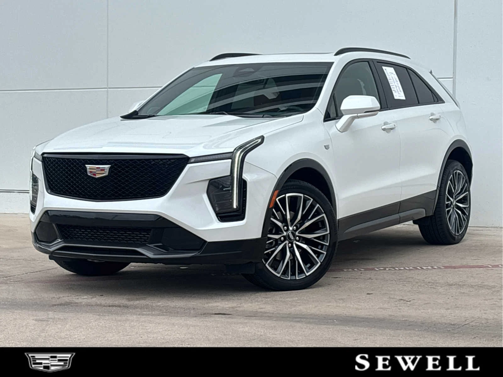 2024 Cadillac XT4 Sport's photo