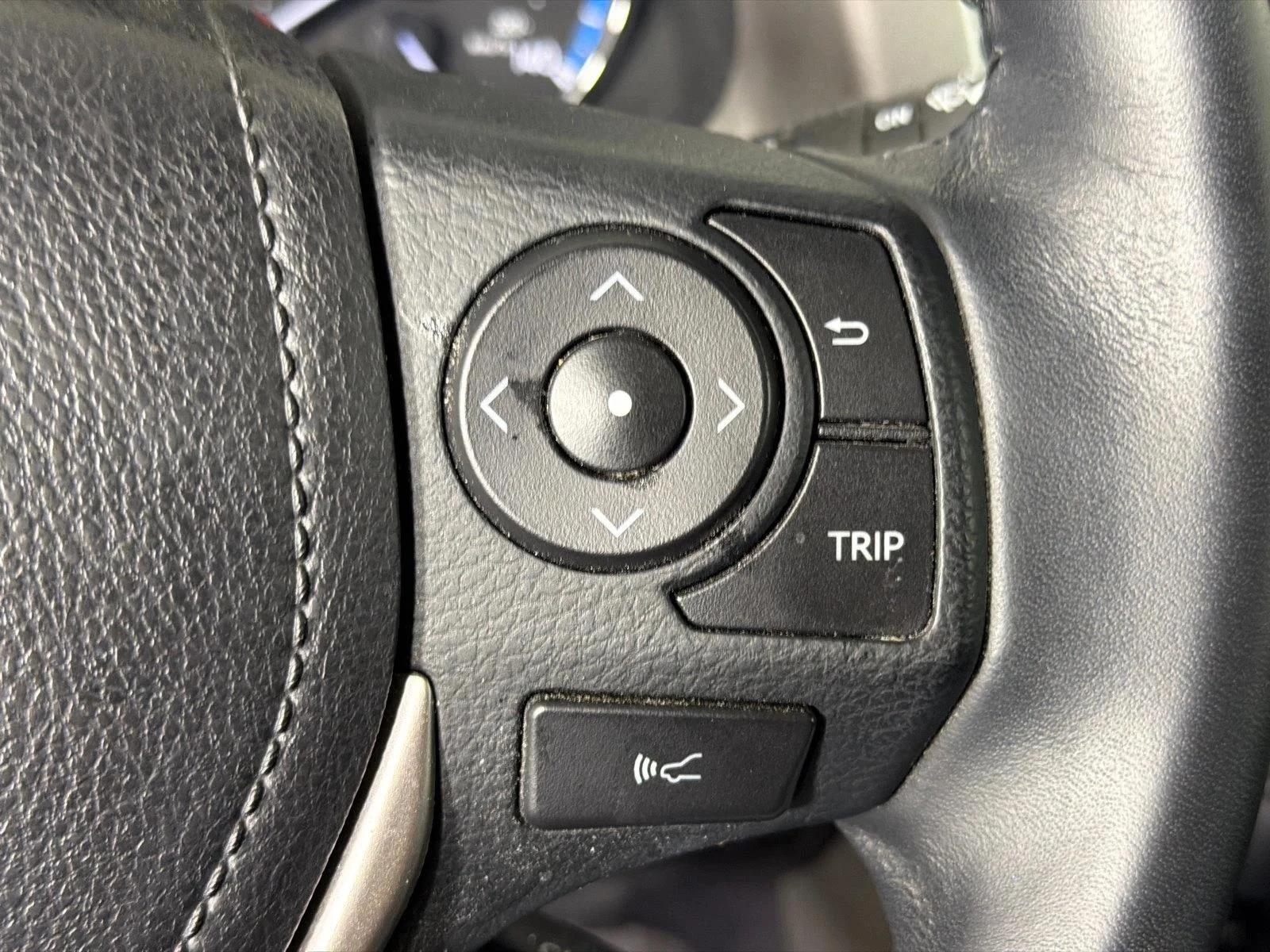 Used 2018 White Toyota Limited image 27