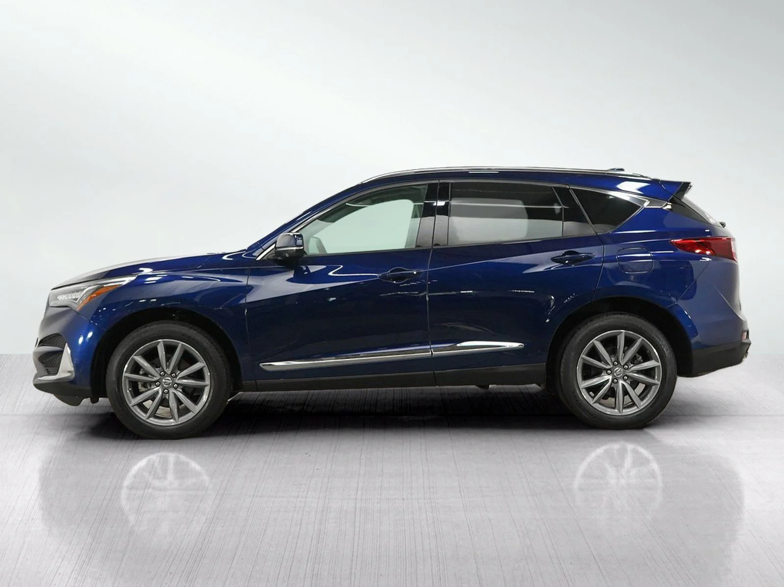 Used 2020 Acura RDX Technology Package with VIN 5J8TC2H51LL011710 for sale in Burnsville, Minnesota