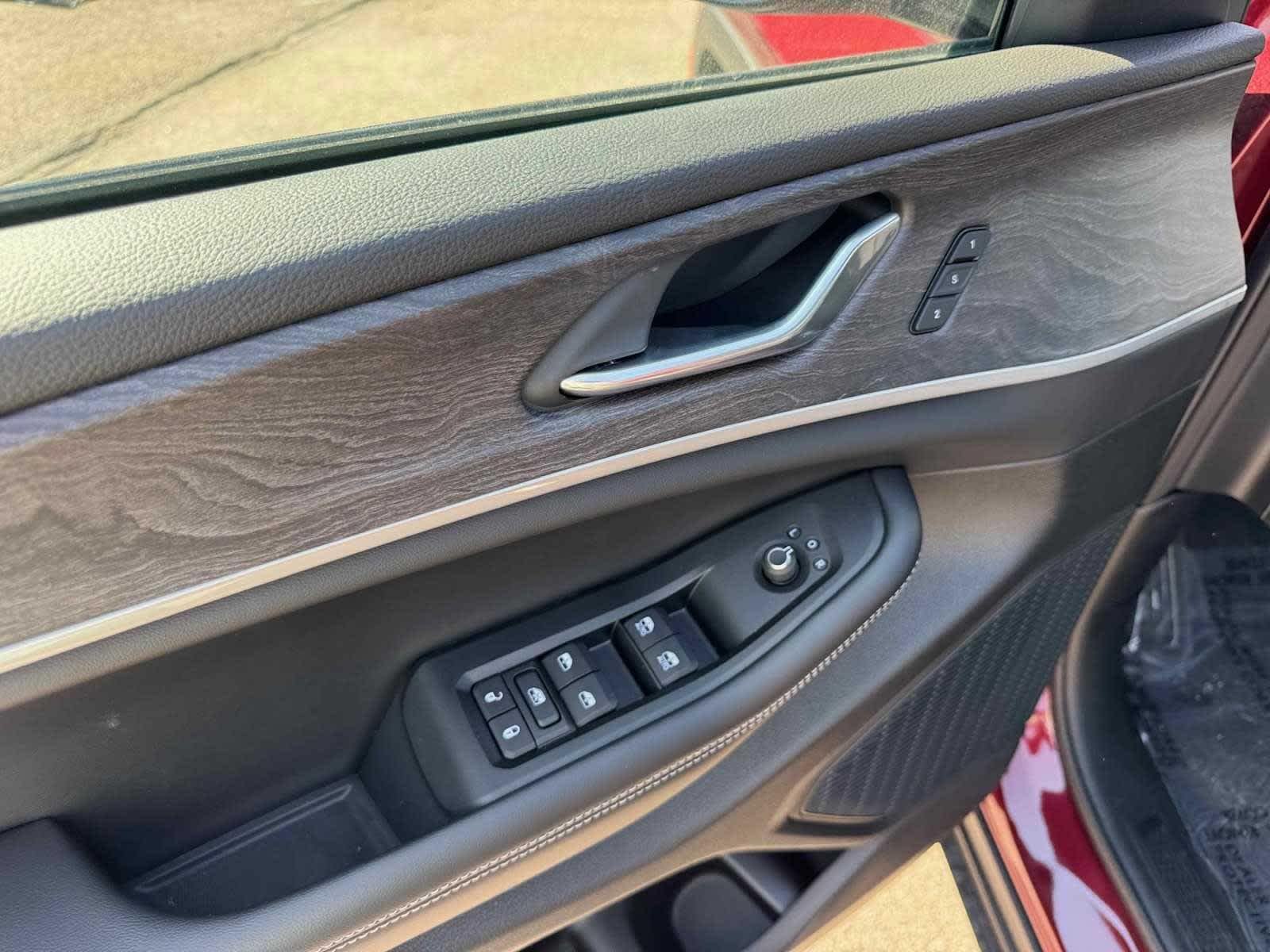 2025 Jeep Grand Cherokee L Limited - Photo 13