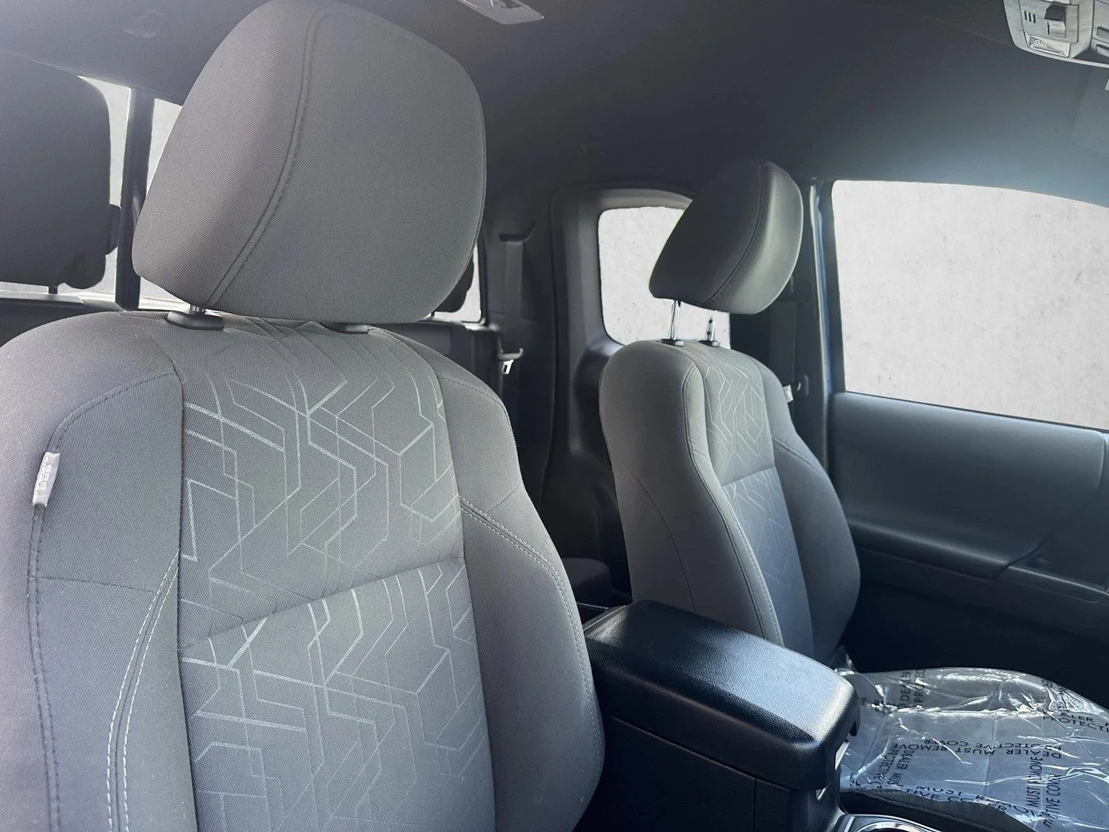 Used 2017 Blue Toyota SR5 image 29