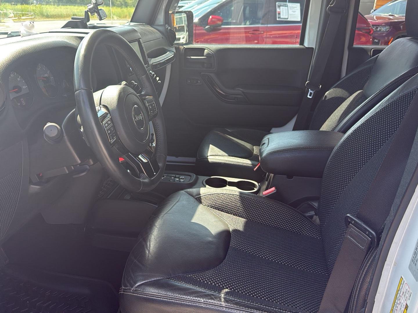 Used 2016 Bright White Clearcoat Jeep Backcountry image 16