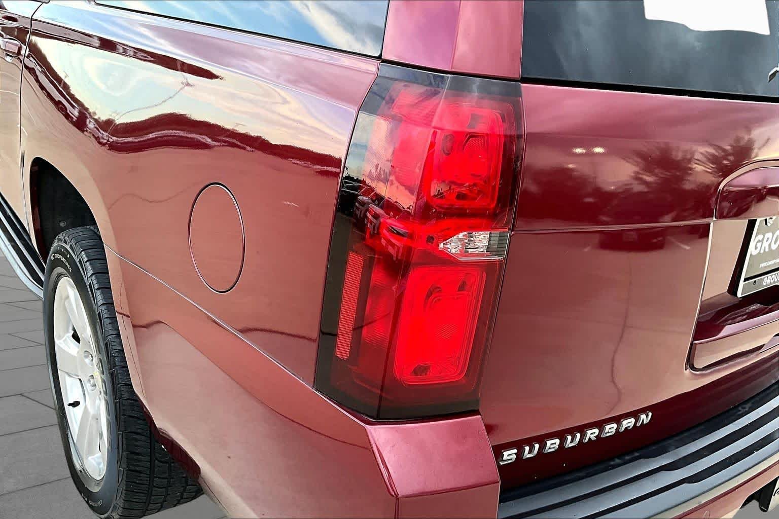 Used 2016 Siren Red Tintcoat Chevrolet LT image 26