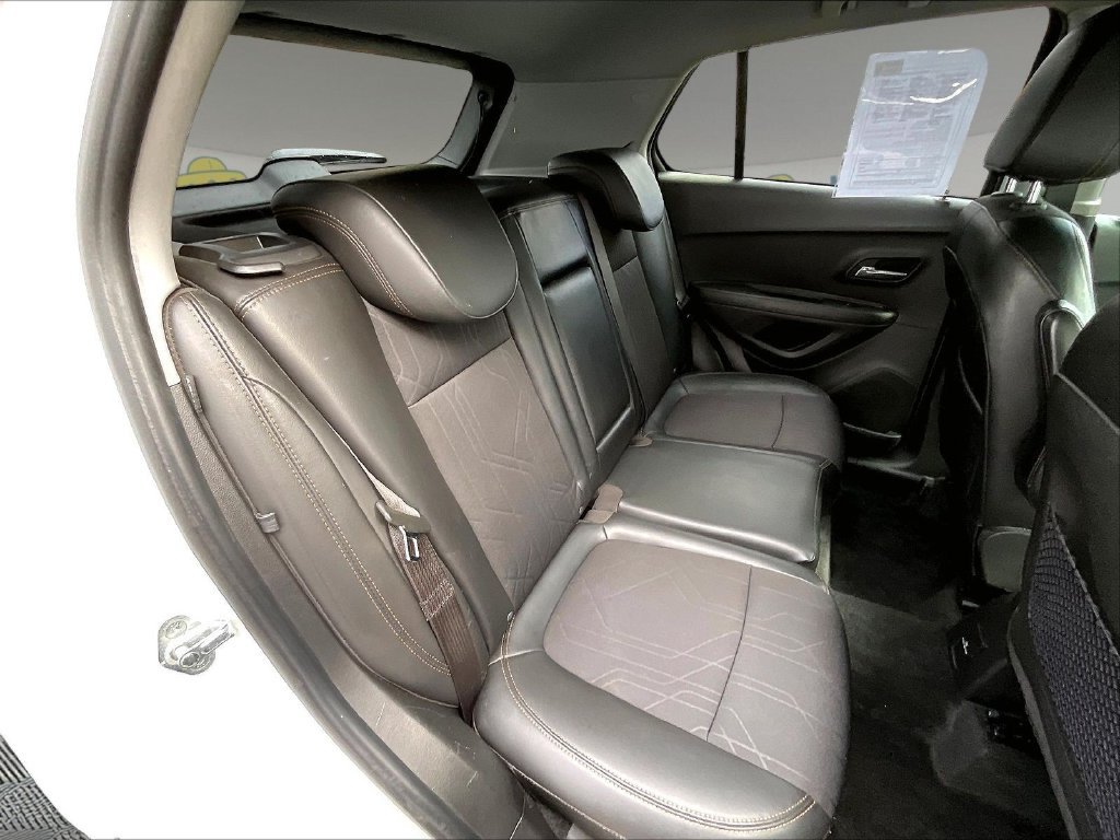 Used 2019 Summit White Chevrolet LT image 16