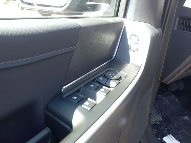 New 2026 Carbonized Gray Metallic Ford XLT image 11
