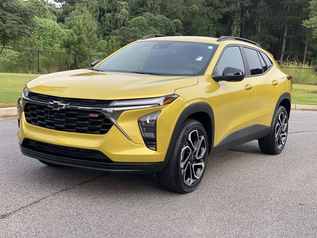Certified Used 2025 Nitro Yellow Chevrolet 2RS image 10