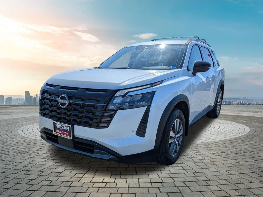 New 2026 Everest White Pearl TriCoat Nissan SL image 8