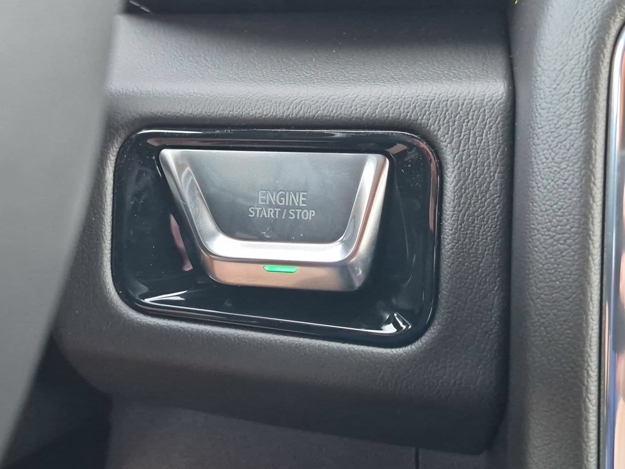 2026 GMC Yukon XL Denali - Photo 16
