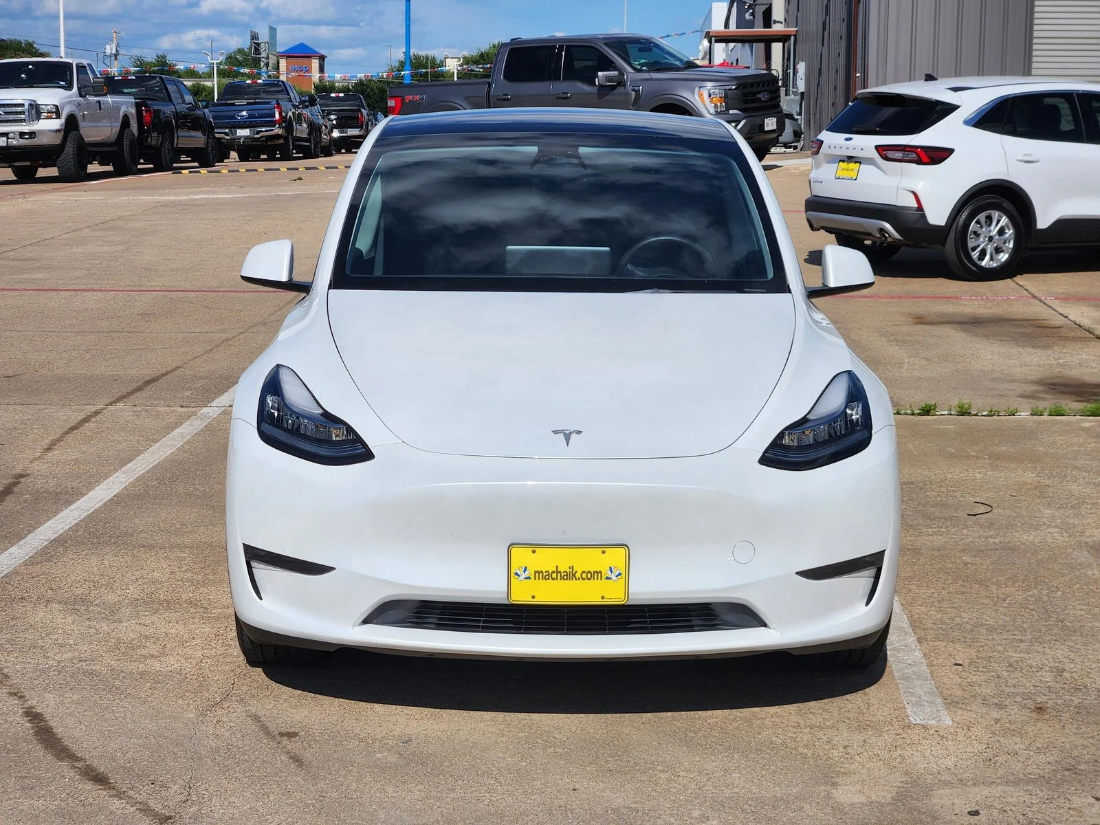 Used 2023 White Tesla Long Range image 2