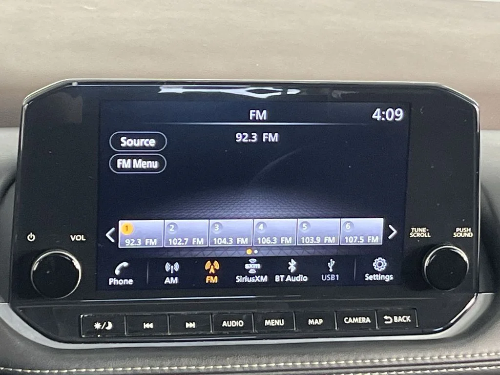 Used 2023 Gray Nissan SL image 20
