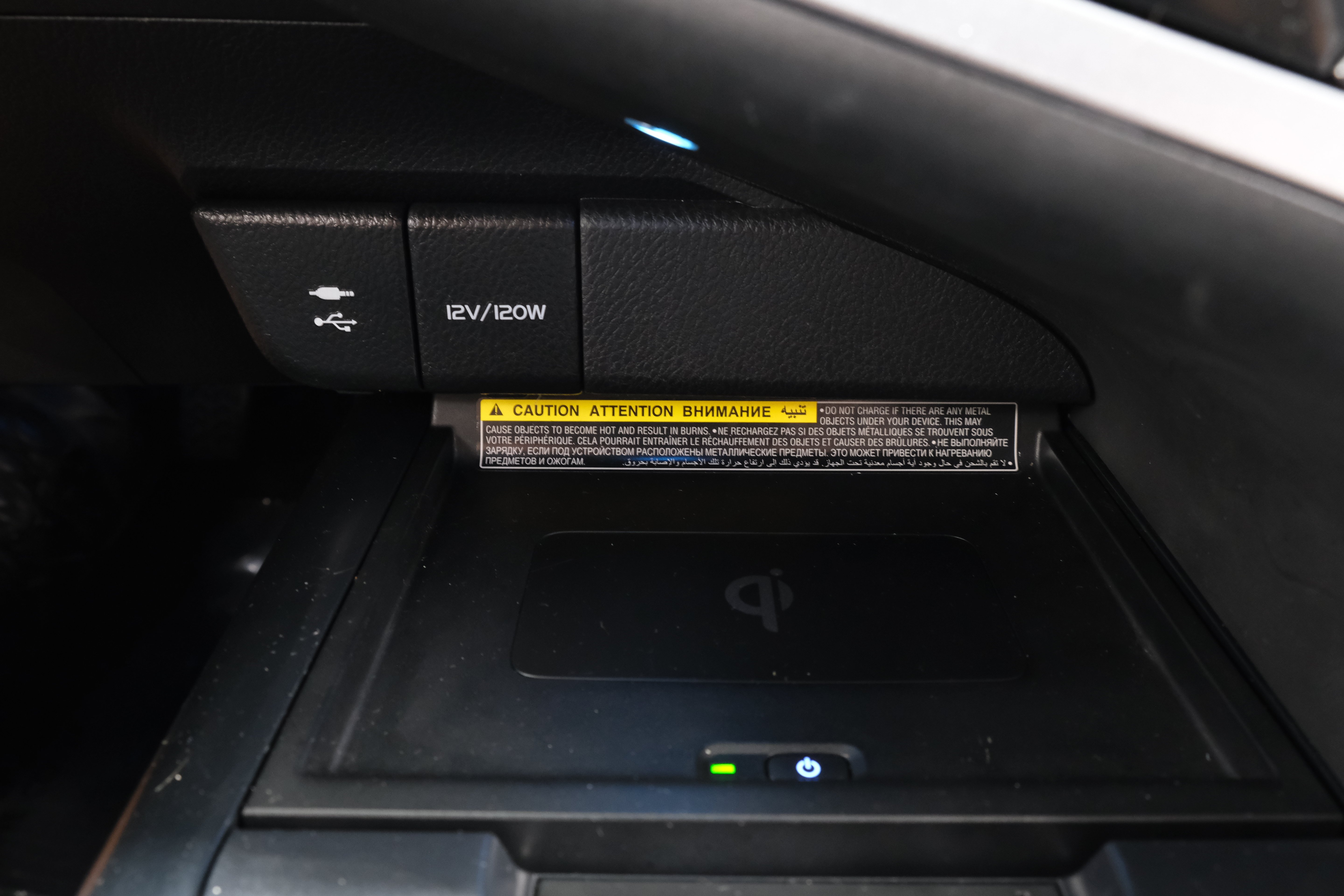 Certified Used 2019 Wind Chill Pearl Toyota XSE image 22