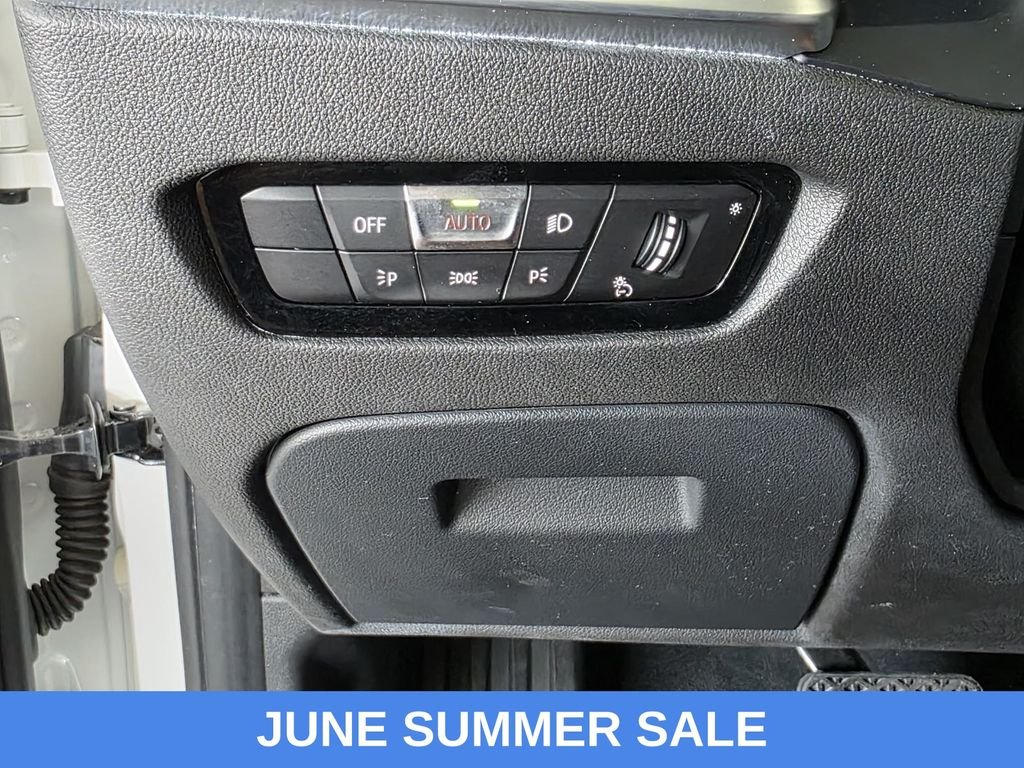 Used 2020 White BMW 330i image 26