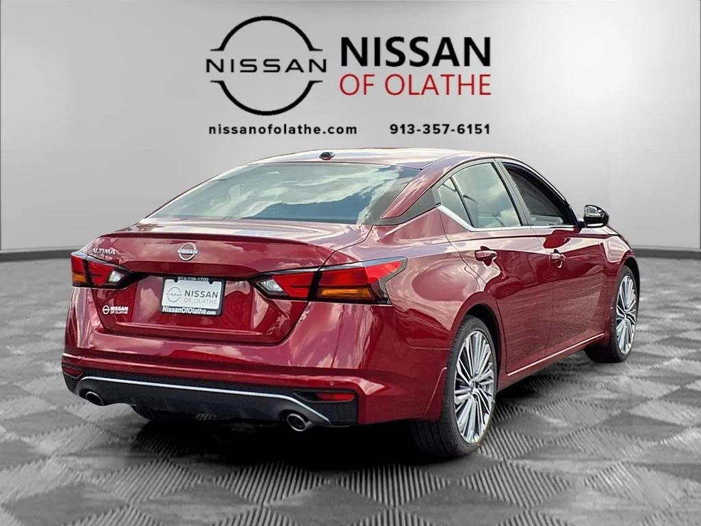 New 2026 Scarlet Ember Tintcoat Nissan SV image 28