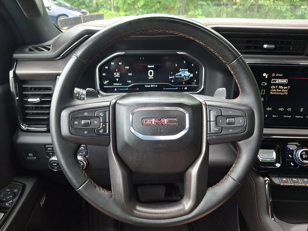 Used 2024 Onyx Black GMC AT4 image 22