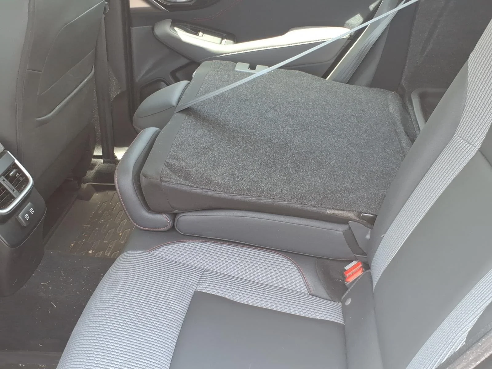 Used 2022 Crystal White Pearl Subaru Sport image 24