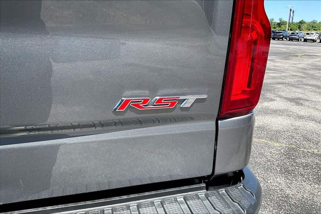 Used 2020 Gray Chevrolet RST image 27