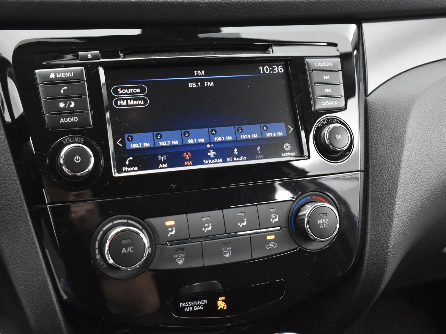 Used 2022 Caspian Blue Metallic Nissan S image 18