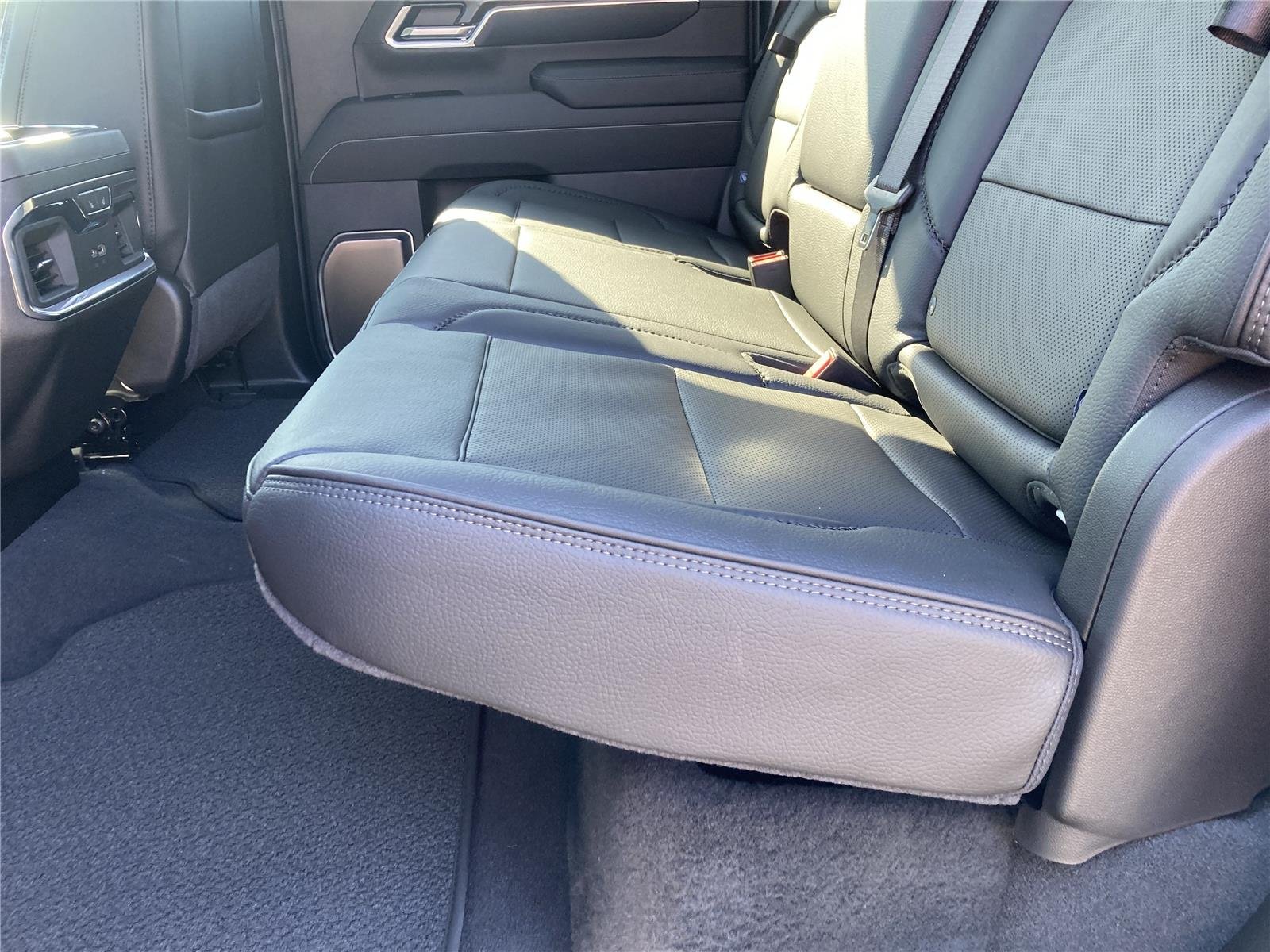New 2026 Glacier White Tricoat GMC Denali image 28