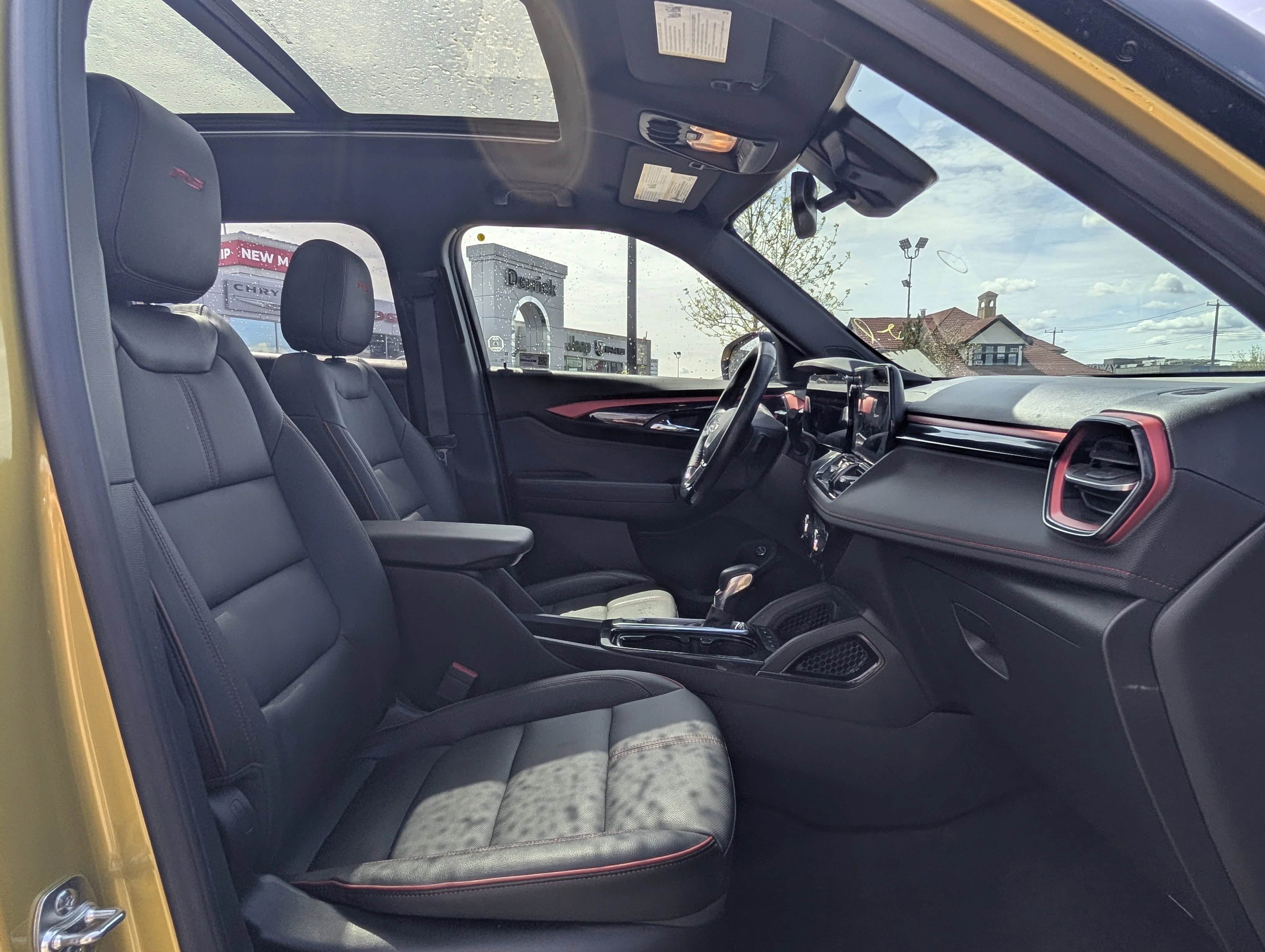 Used 2024 Summit White Chevrolet RS image 17
