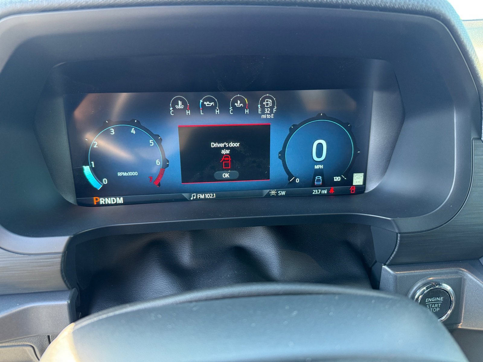 2025 Ford F-150 XLT - Photo 11