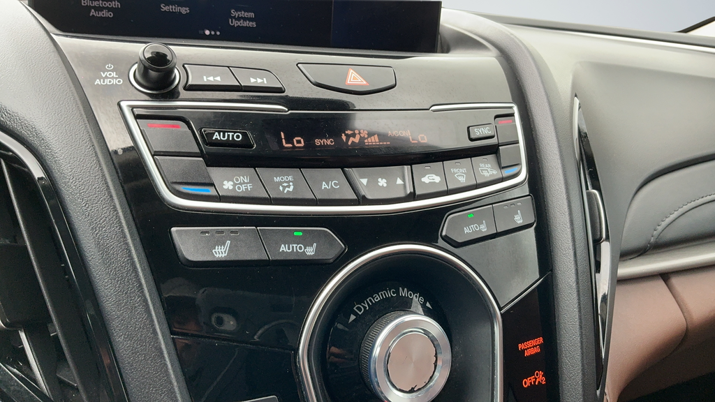 Used 2019  Acura Technology Package image 16