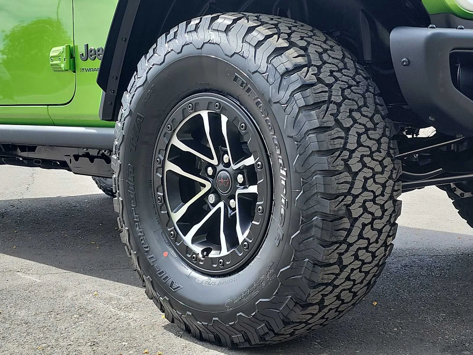 New 2026 Mojito Clear-Coat Exterior Paint Jeep Rubicon X image 12