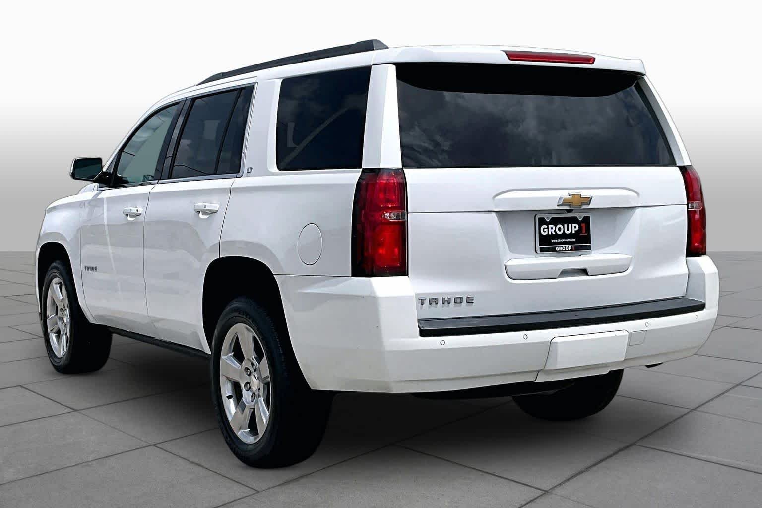 Used 2019 Iridescent Pearl Tricoat Chevrolet LT image 11
