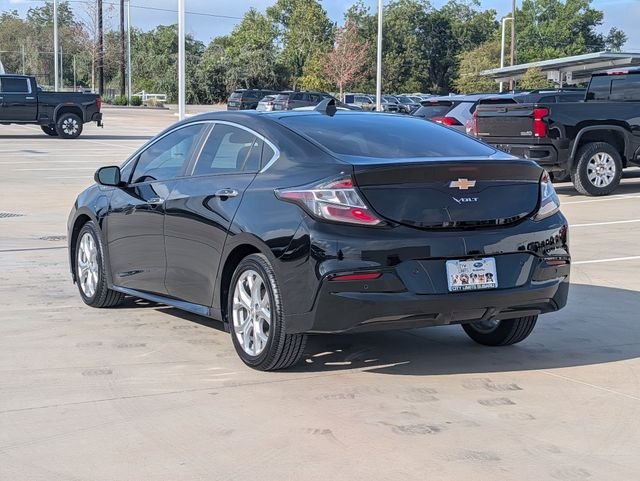 Used 2017 Black Chevrolet Premier image 4