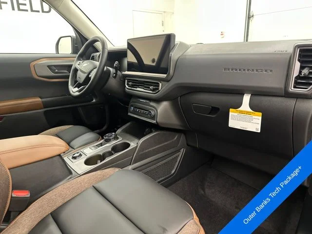 New 2026 Azure Gray Metallic Tri-Coat Ford Outer Banks® image 18