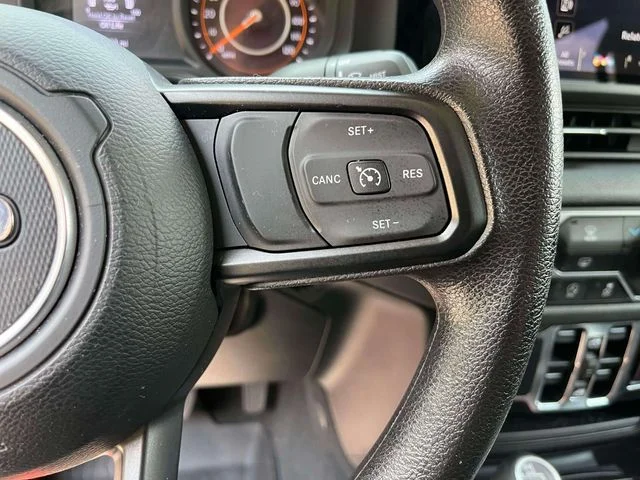 Used 2025 Anvil Clearcoat Jeep Nighthawk image 30