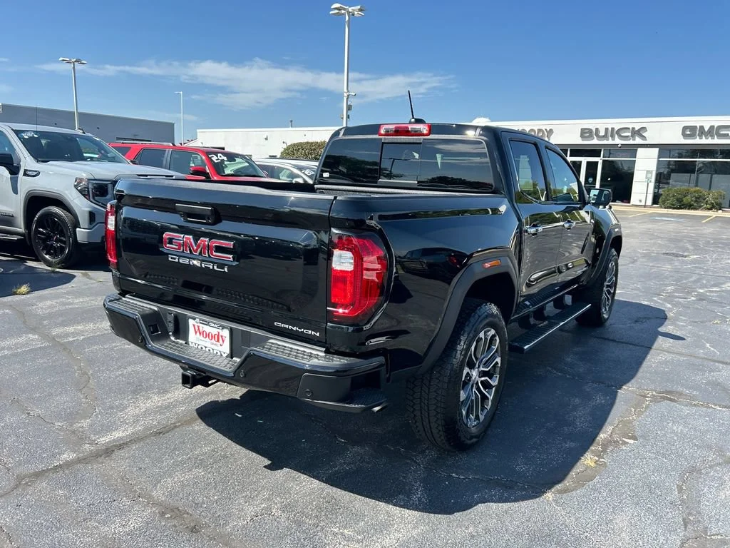 2026 GMC Canyon Denali - Photo 11