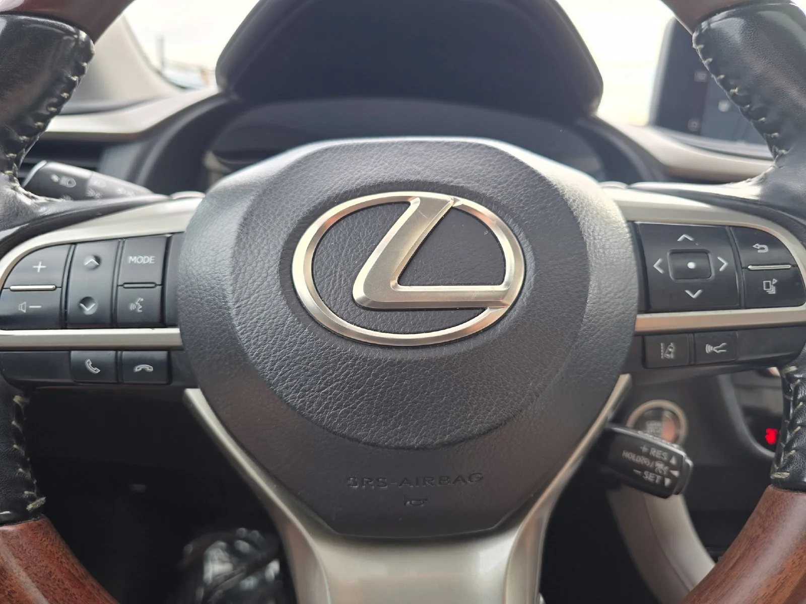Used 2021 Black Lexus RX 350 image 31