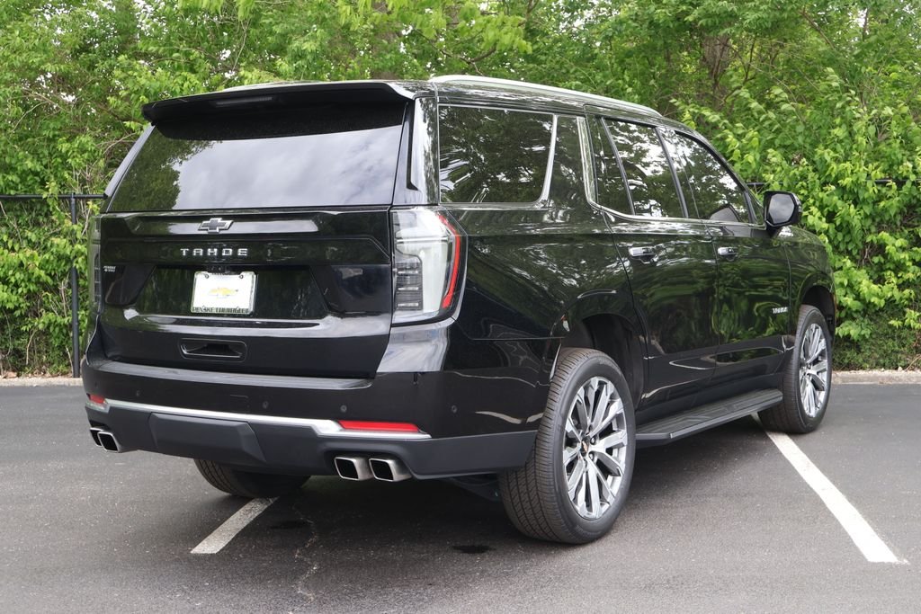 Used 2025 Black Chevrolet High Country image 11