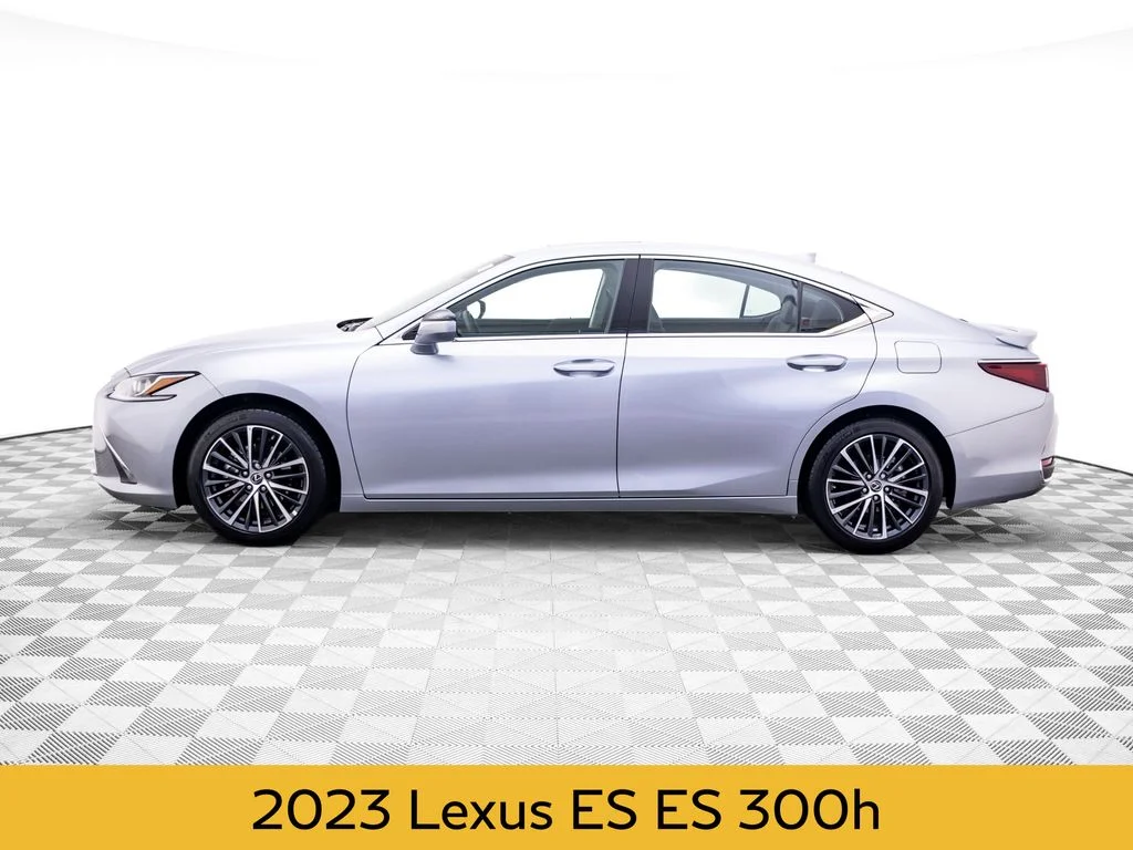 Used 2023 Silver Lexus 300h image 2