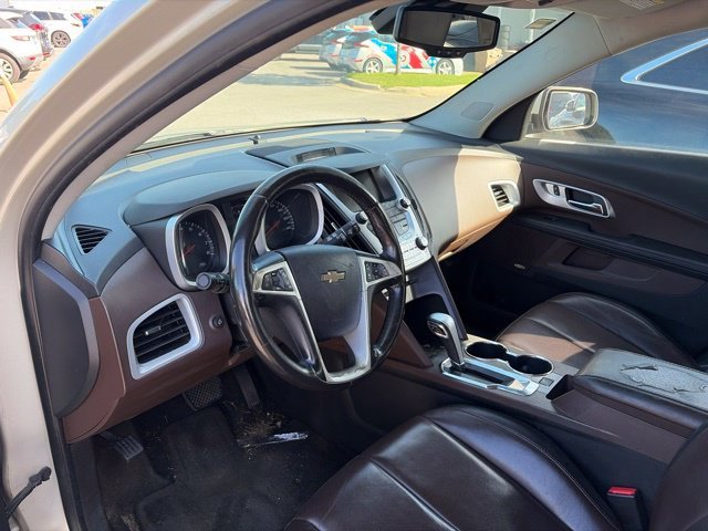 Used 2015 Gold Chevrolet LT image 15