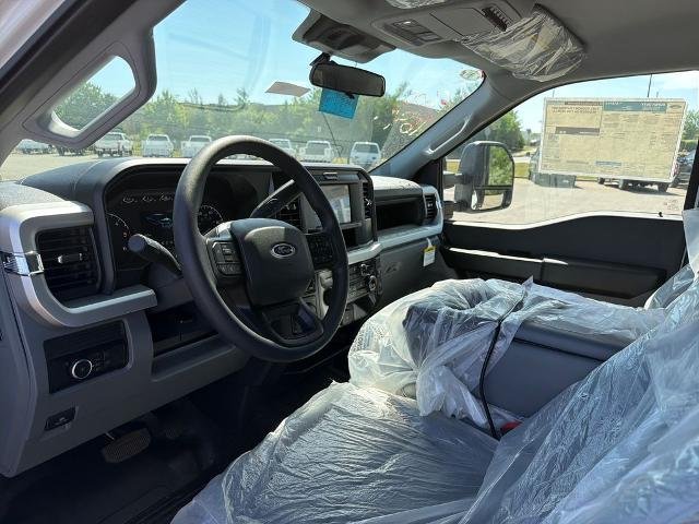 2025 Ford F-600 Super Duty Chassis Cab XL - Photo 47