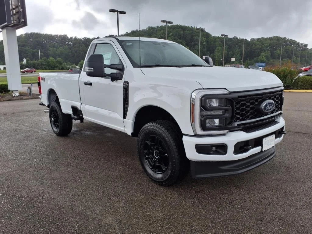2025 Ford F-350 Super Duty XL - Photo 7